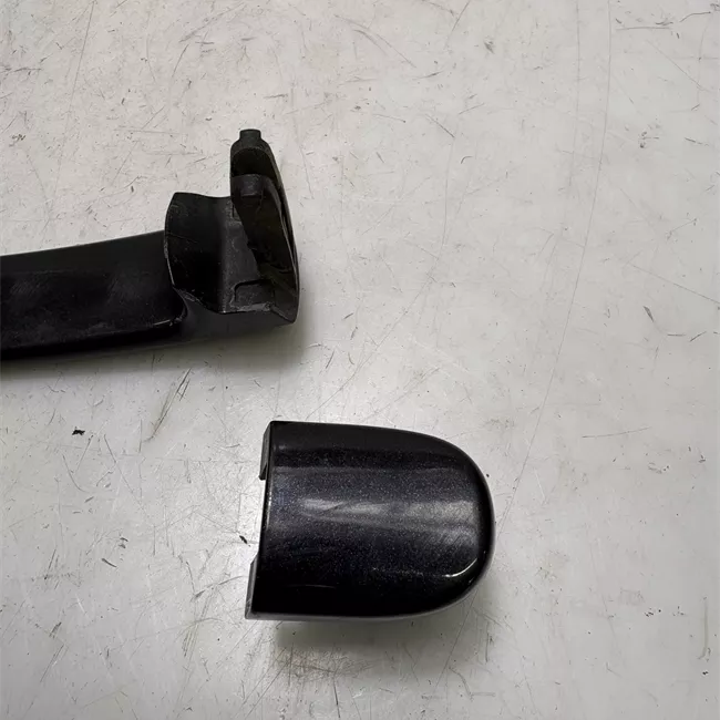 Maniglia porta posteriore sinistra primer