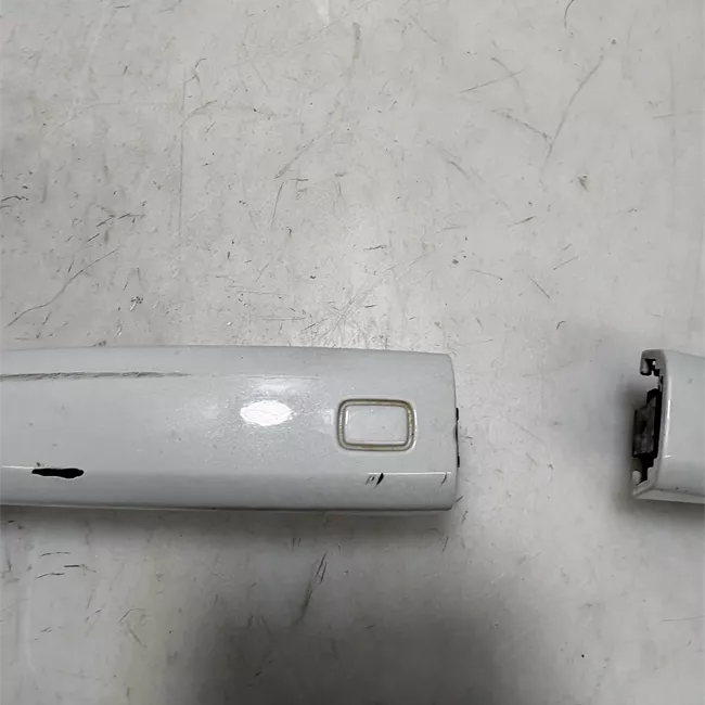 Maniglia porta posteriore destra primer