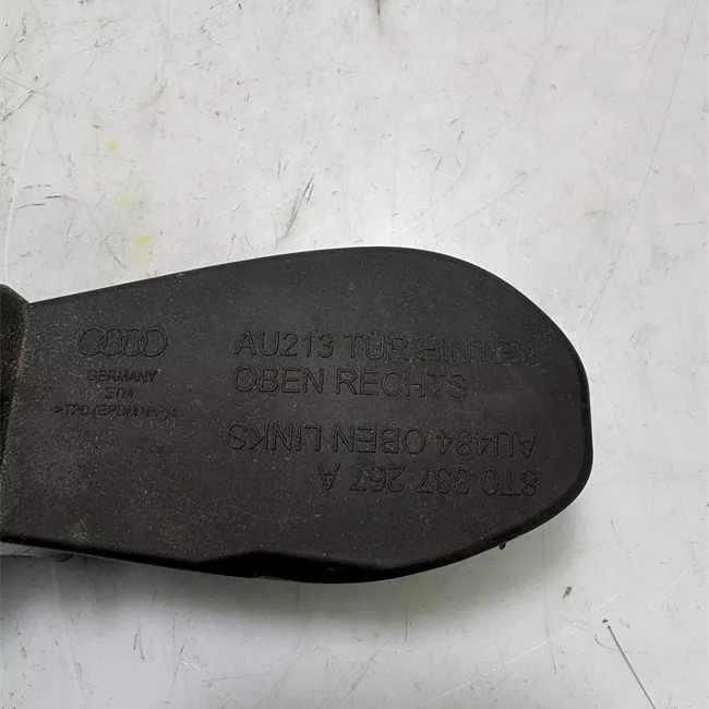 Fermo porta posteriore destro