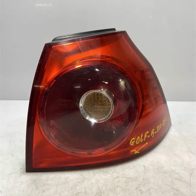 Fanale posteriore parte esterno destro