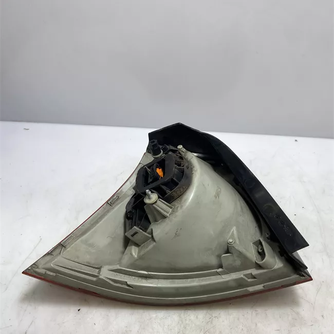 Fanale posteriore parte esterno destro