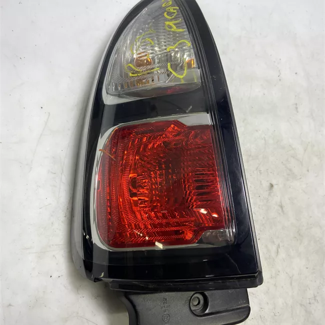 Fanale posteriore sinistro