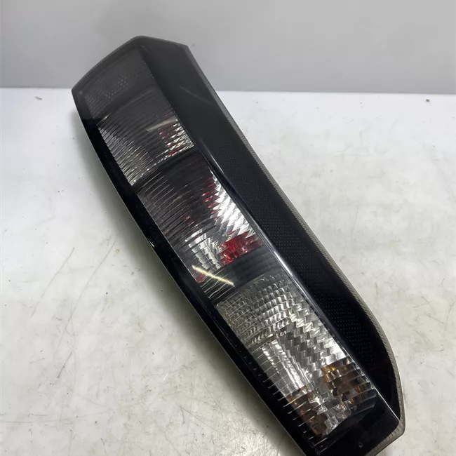 Fanale posteriore sinistro