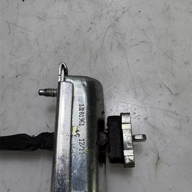 Fermo porta posteriore destro