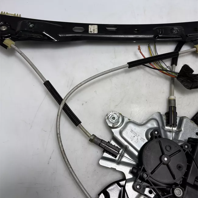 Alzacristallo elettrico porta anteriore con motorino sinistro