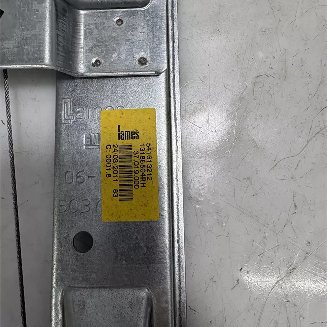 Alzacristallo porta posteriore destro