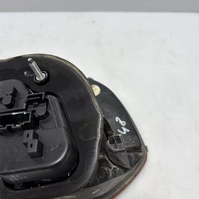 Fanale posteriore parte interno destro VALEO