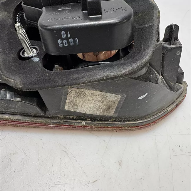 Fanale posteriore parte interno destro VALEO