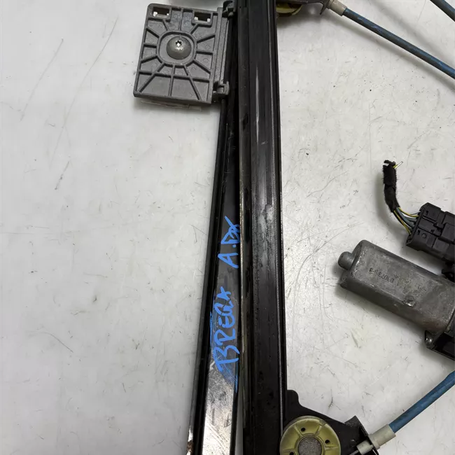 Alzacristallo elettrico porta anteriore destro con motorino