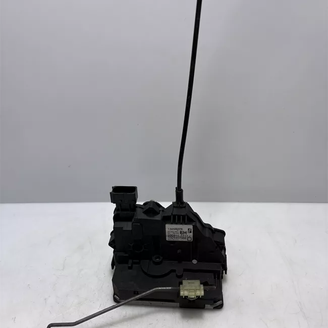 Serratura porta anteriore destra