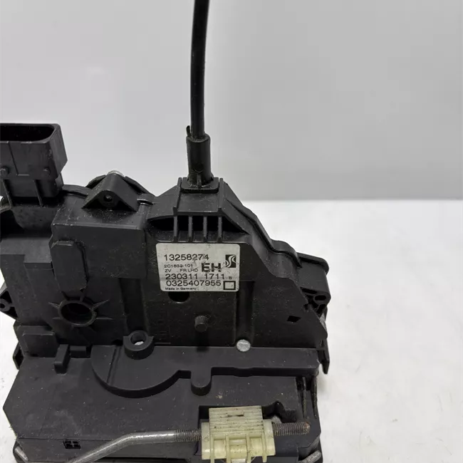 Serratura porta anteriore destra