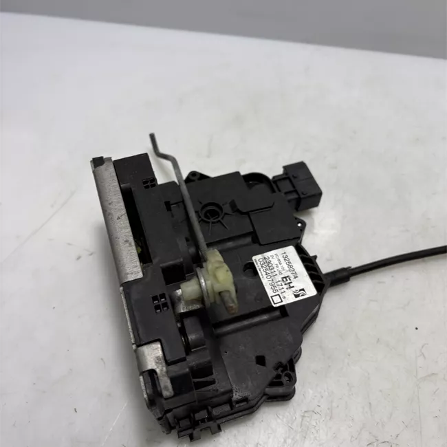 Serratura porta anteriore destra