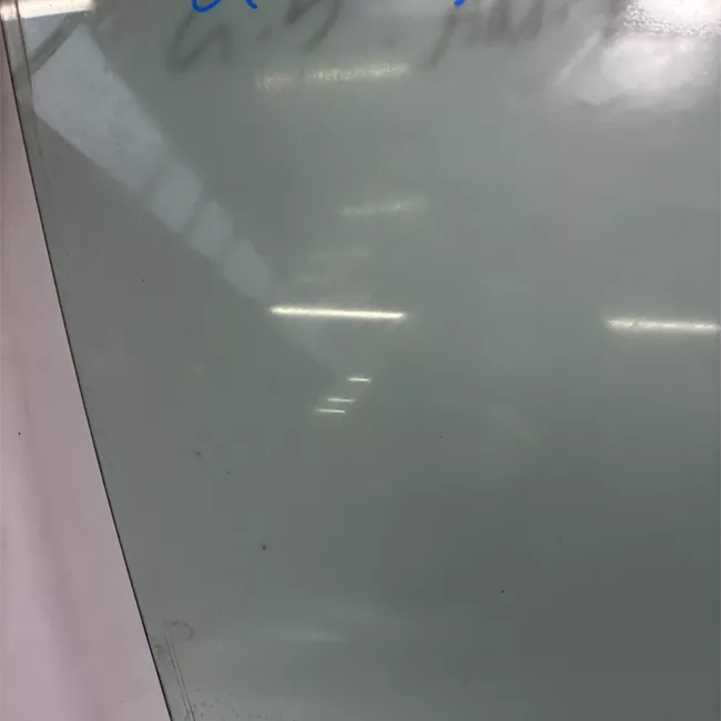 Scendente porta anteriore destro verde