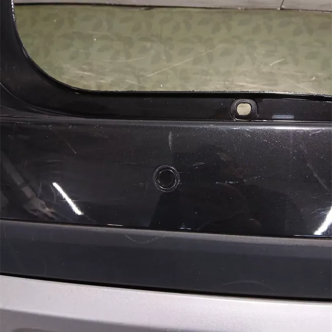 Paraurti posteriore con prestazione look sport