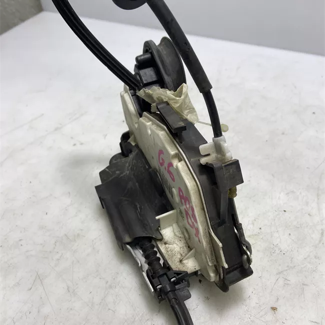 Serratura porta posteriore destra