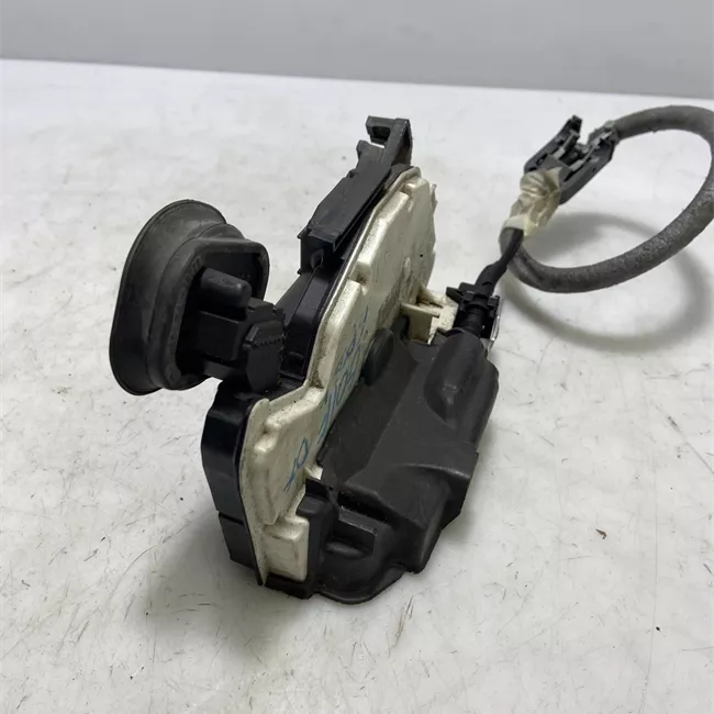 Serratura porta posteriore destra