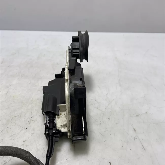 Serratura porta posteriore destra