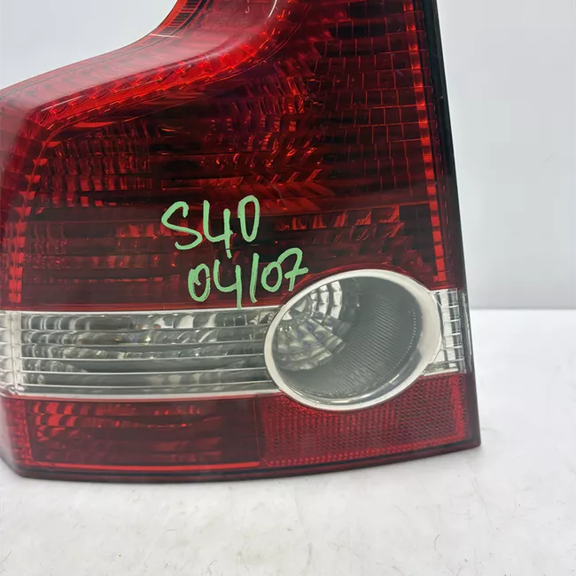 Fanale posteriore sinistro