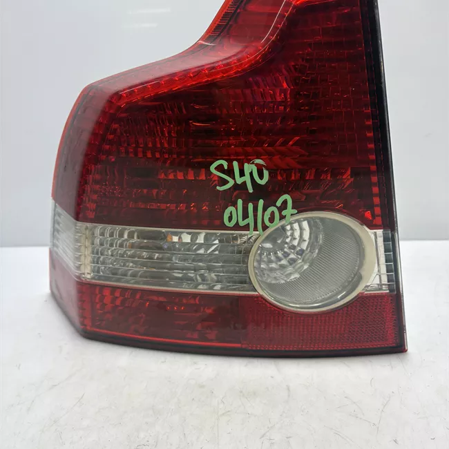 Fanale posteriore sinistro