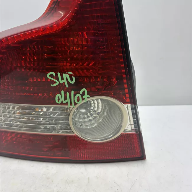 Fanale posteriore sinistro