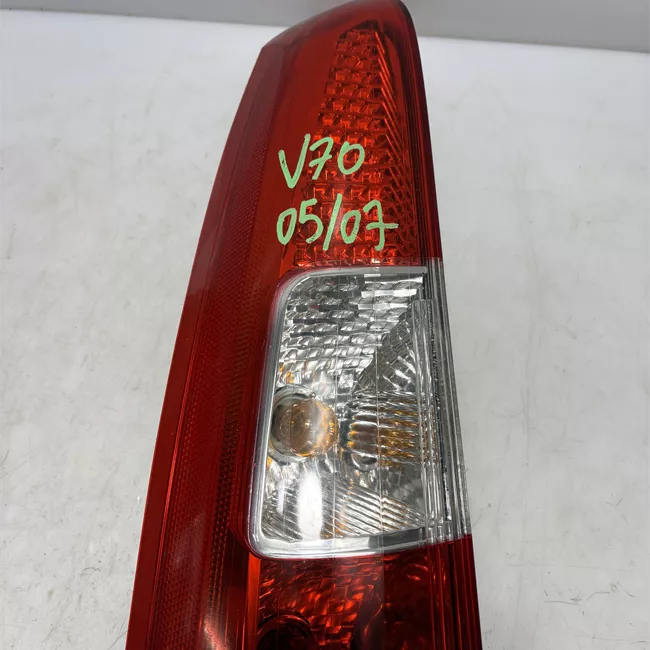 Fanale posteriore parte superiore sinistro