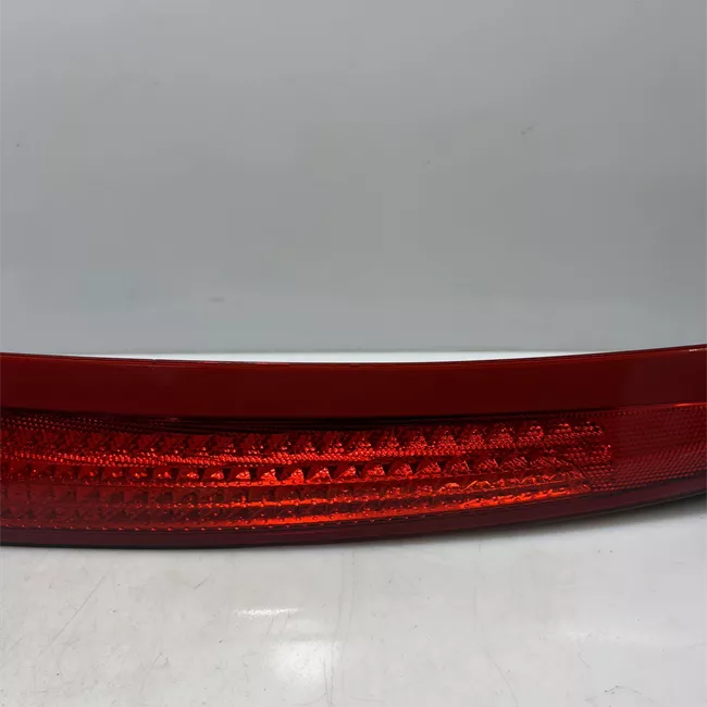 Fanale posteriore parte superiore sinistro