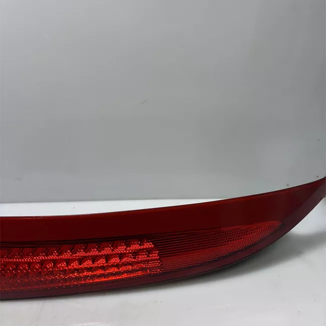 Fanale posteriore parte superiore sinistro