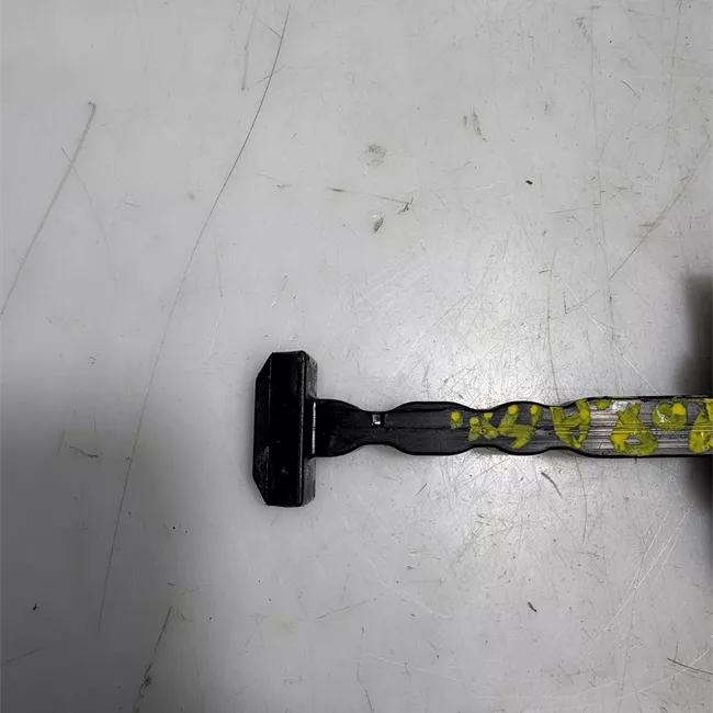 Fermo porta anteriore sinistro