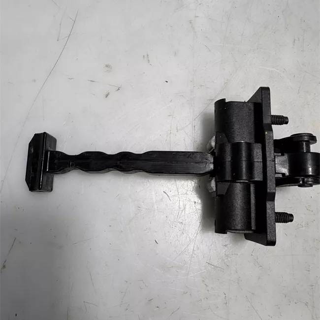 Fermo porta anteriore sinistro