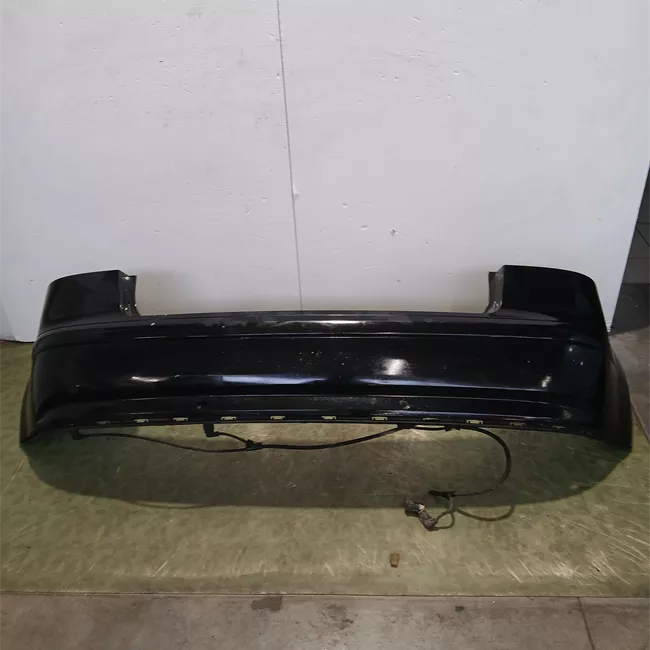 Paraurti posteriore con sensore parcheggio