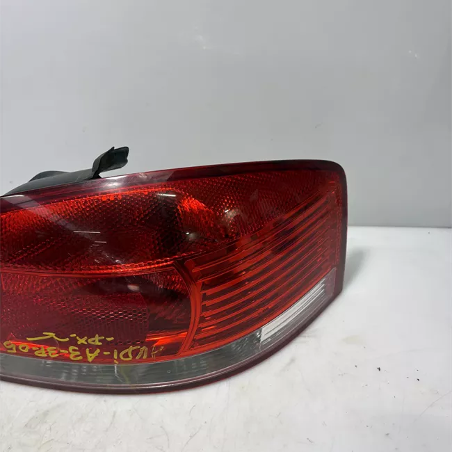 Fanale posteriore destro