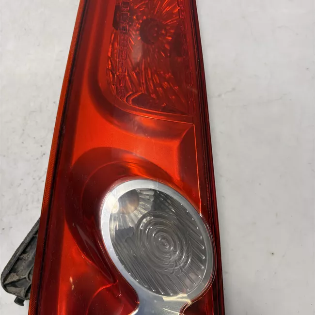 Fanale posteriore sinistro