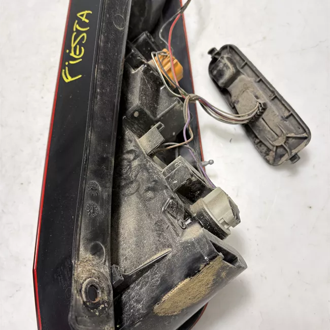 Fanale posteriore sinistro