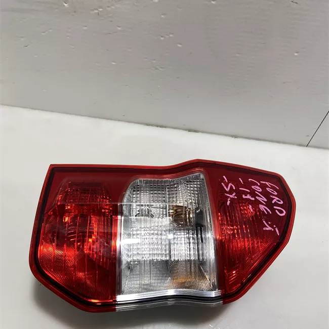 Fanale posteriore sinistro