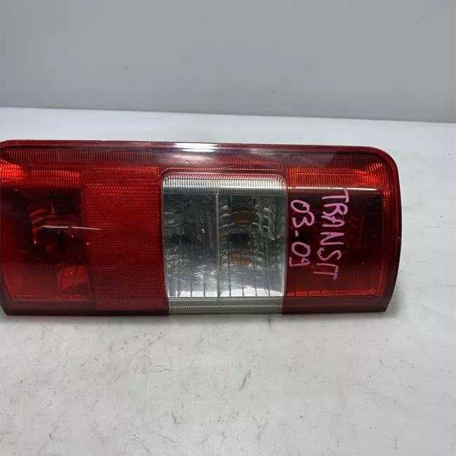 Fanale posteriore sinistro