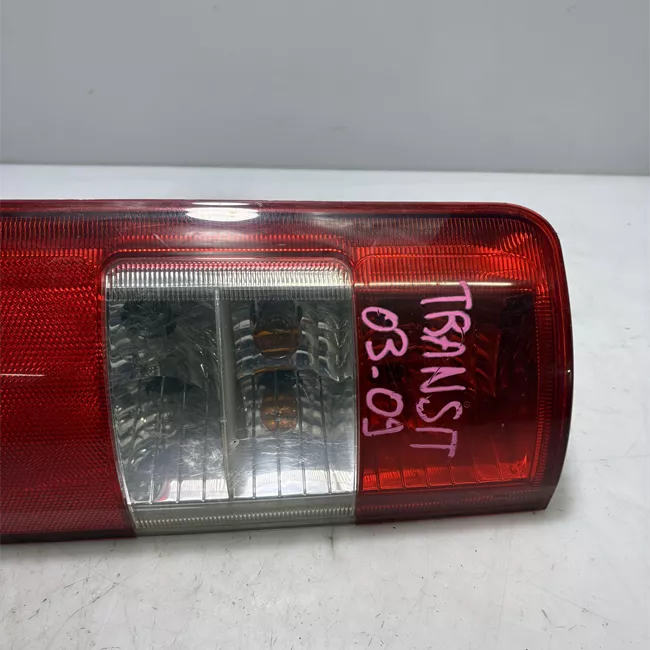 Fanale posteriore sinistro