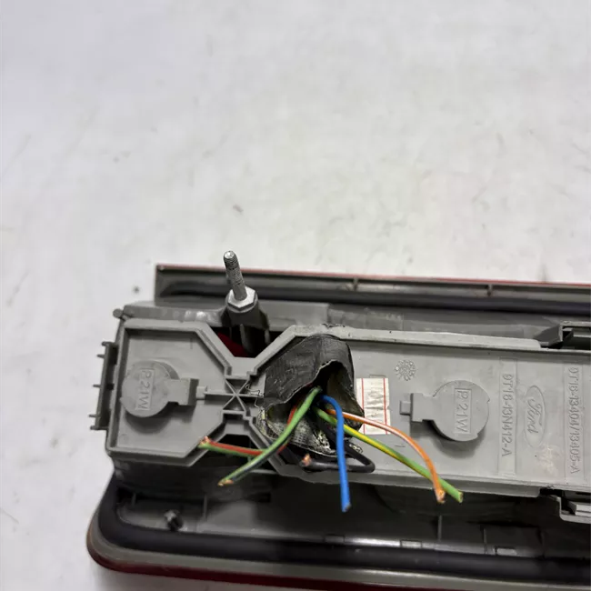 Fanale posteriore sinistro