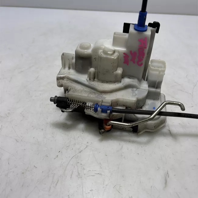 Serratura porta anteriore sinistra