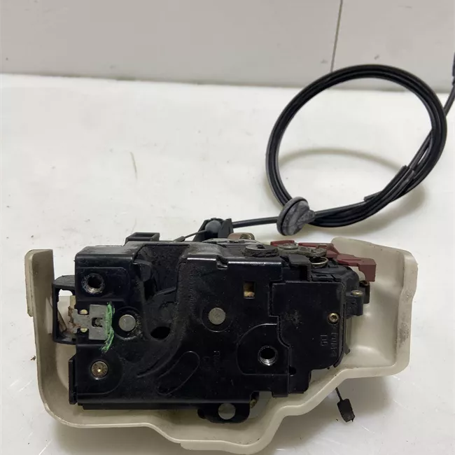 Serratura porta posteriore destra