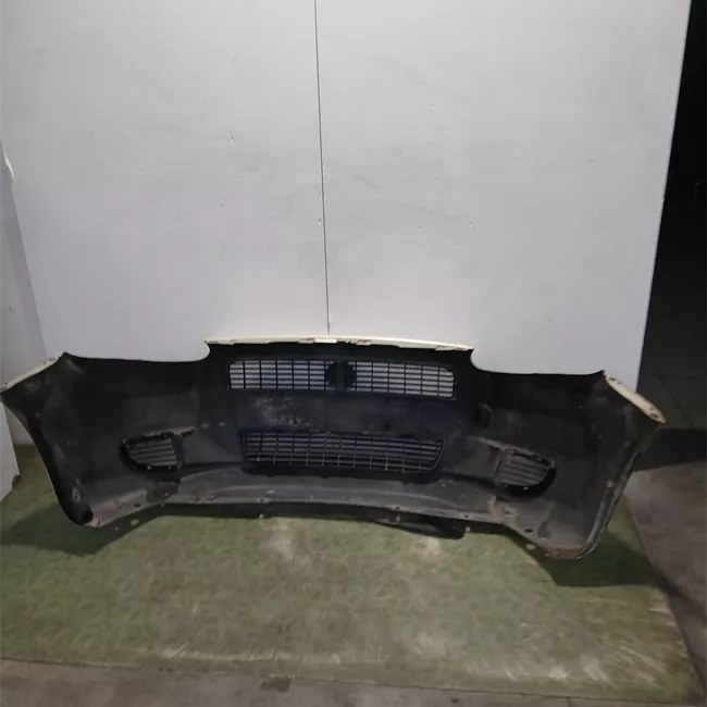 Paraurti anteriore