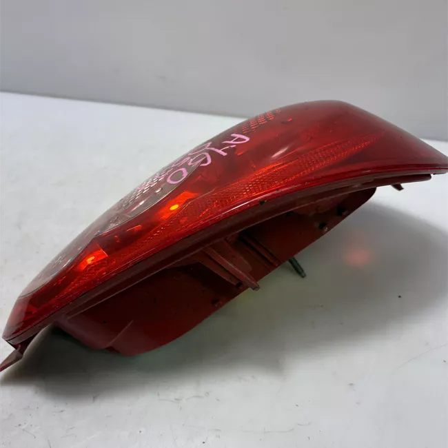 Fanale posteriore sinistro