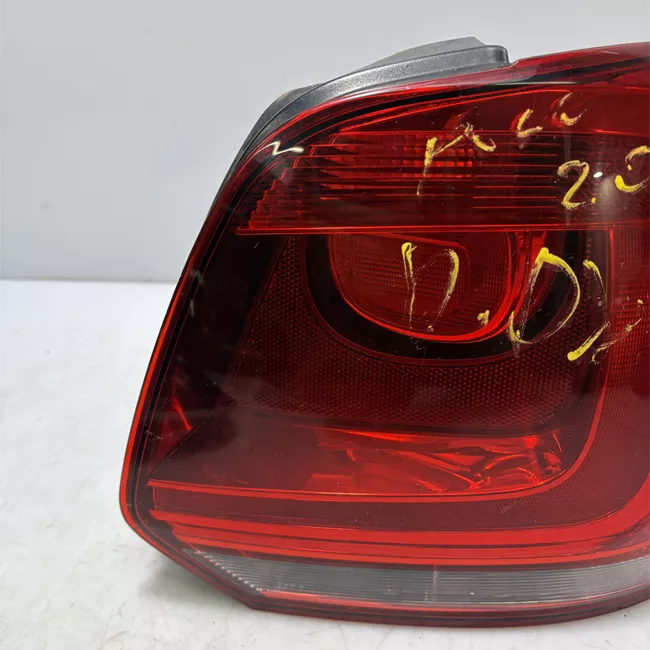 Fanale posteriore destro AL