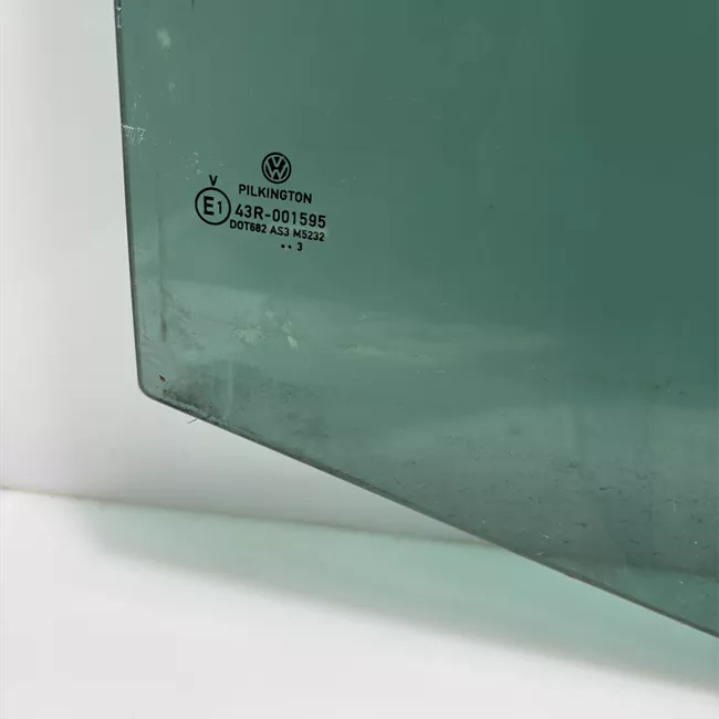 Scendente porta posteriore destro Oscurati