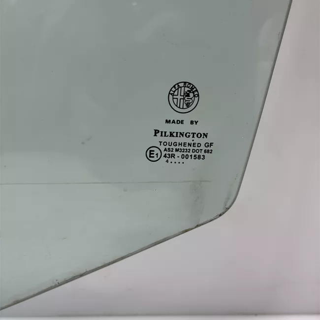 Scendente porta posteriore sinistro