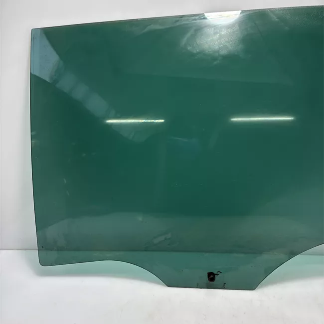 Scendente porta posteriore sinistro Oscurato