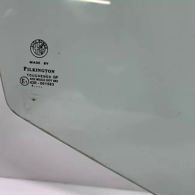 Scendente porta posteriore destro