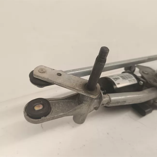 Meccanismo tergiparabrezza con motorino