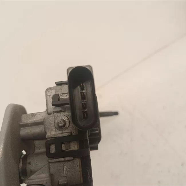 Meccanismo tergiparabrezza con motorino