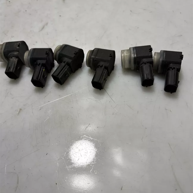 Sensore parcheggio anteriore nero