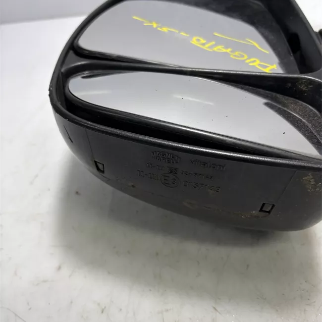 Retrovisore esterno sinistro